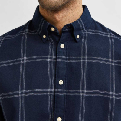 SELECTED Slim Flannel Shirt (detail) 