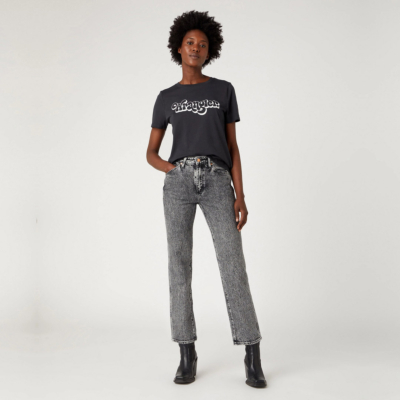 Wrangler Graphic Women Tee in Washed Black (W7N4D3XVD)