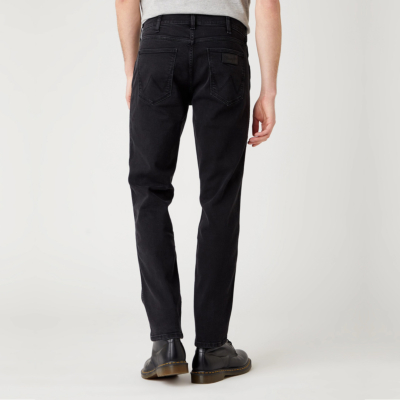 WRANGLER Greensboro Jeans for Men in Black Crow (W15QHP363)
