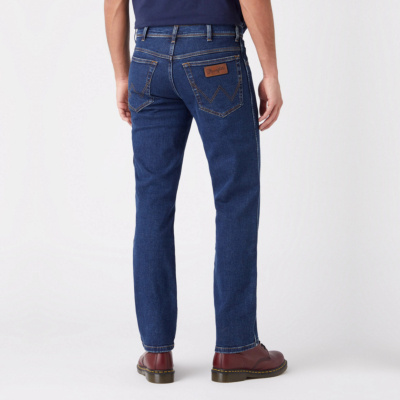 Wrangler Texas Men Jeans in Darkstone (W12133009)
