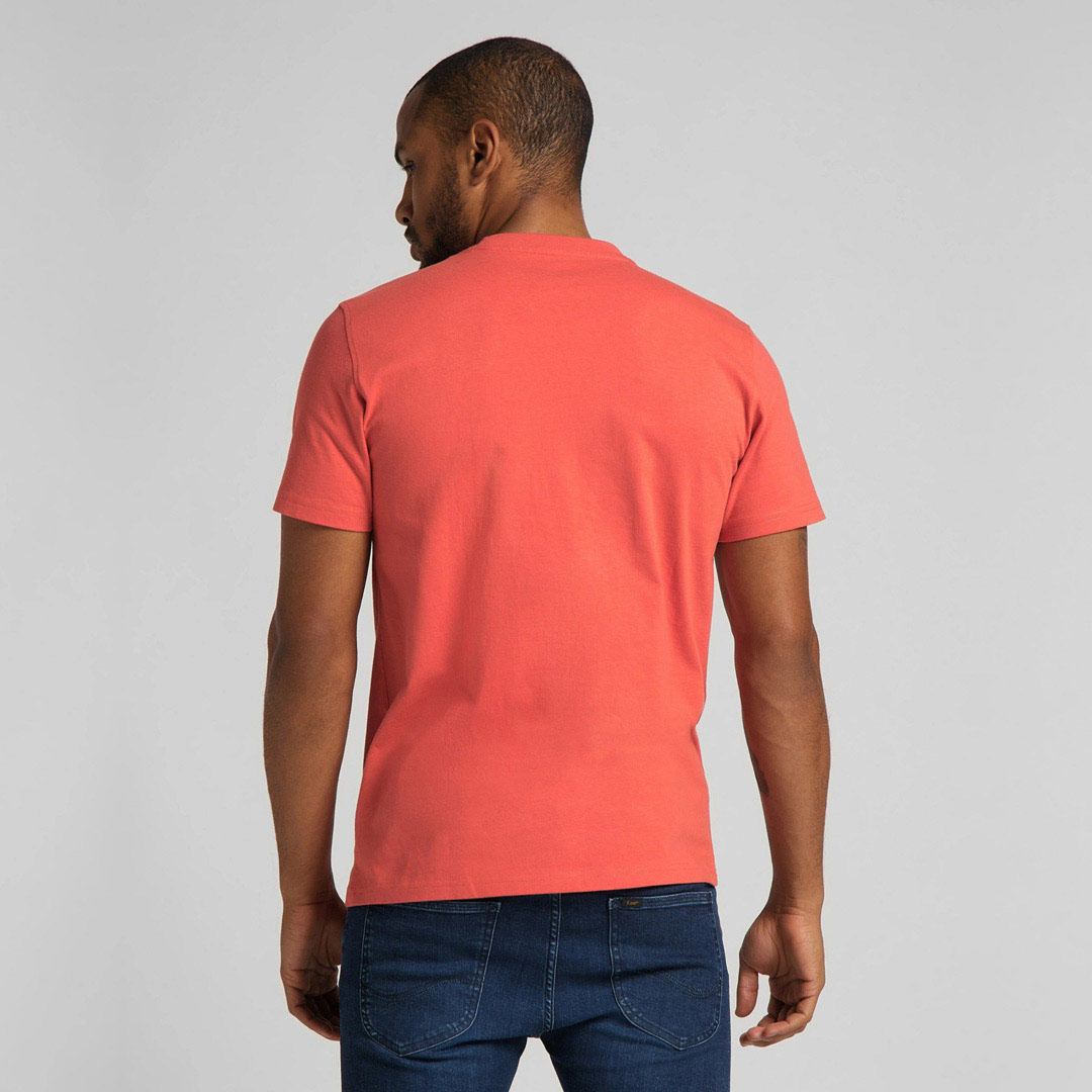 LEE Pocket T-Shirt for Men in Washed Red (L64PSWQM) 