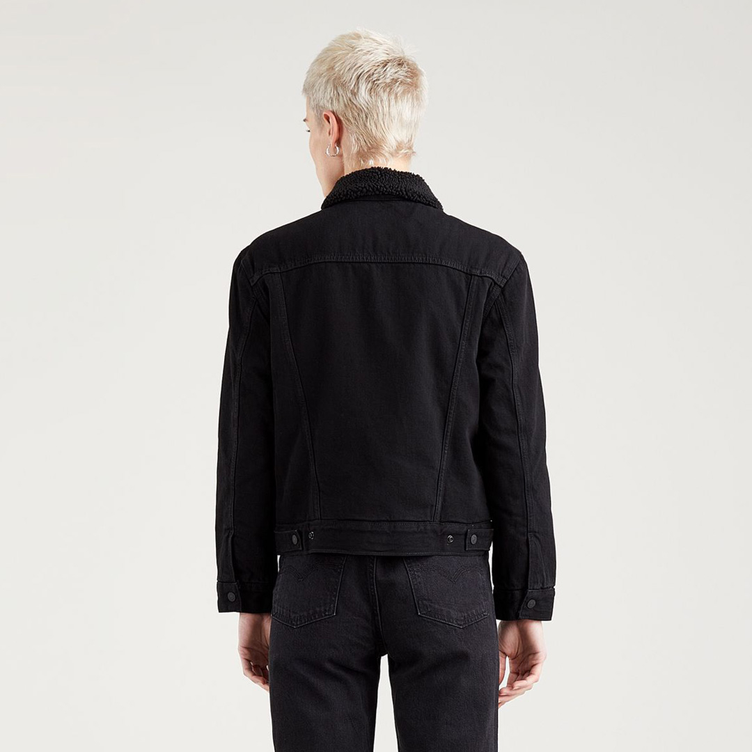 Levi’s® Sherpa Denim Jacket for Women in Black (36137-0015) 