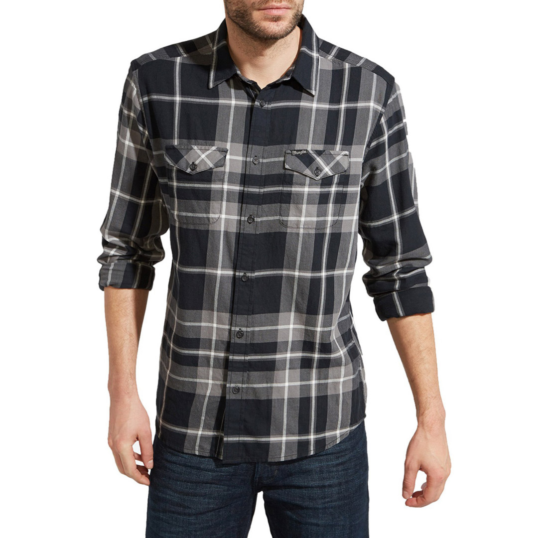WRANGLER 2 Pocket Flap Shirt - Black (W5917NO01)

